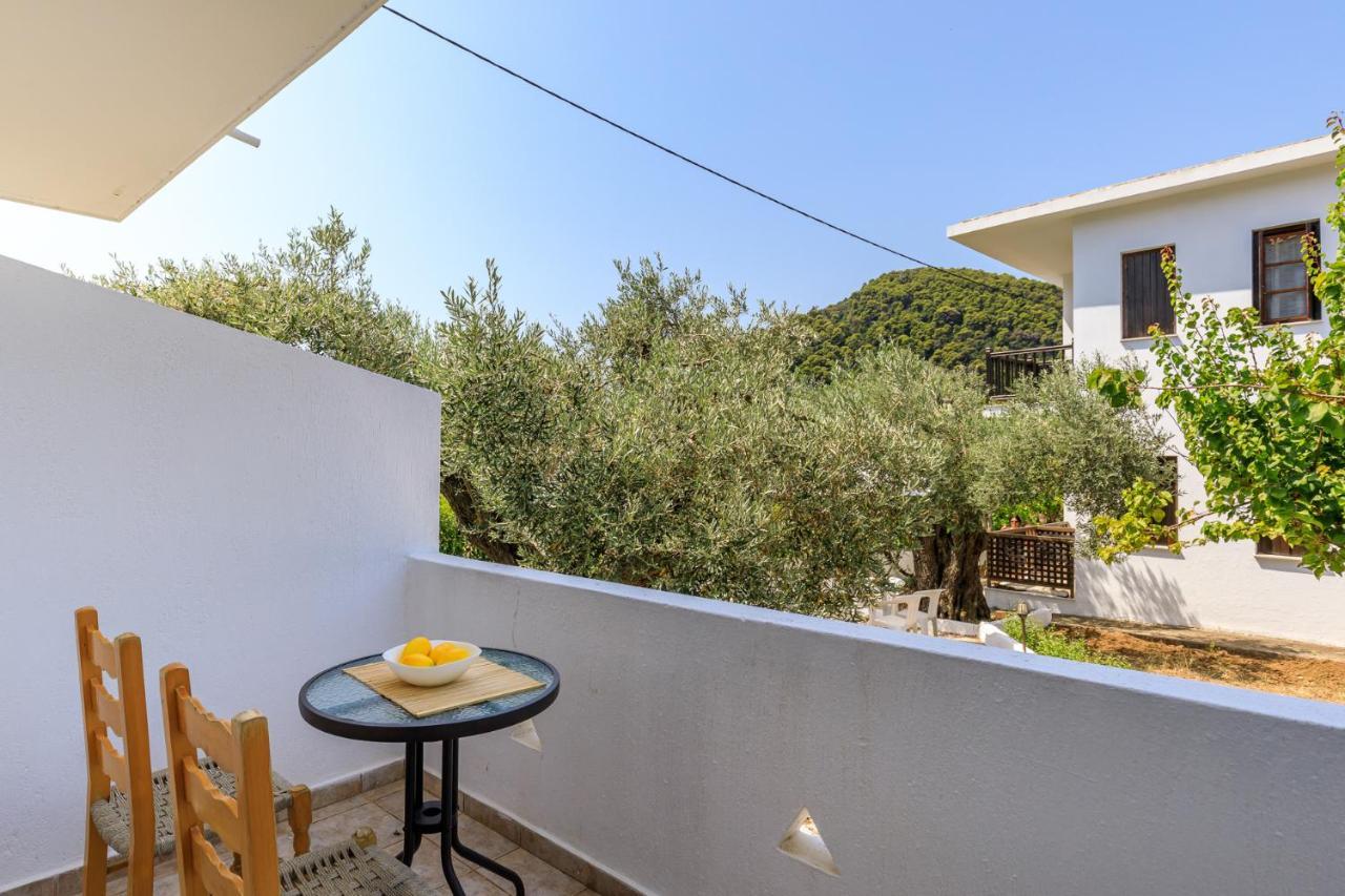 Skopelos Evergreen Apartments 斯塔菲罗斯 外观 照片
