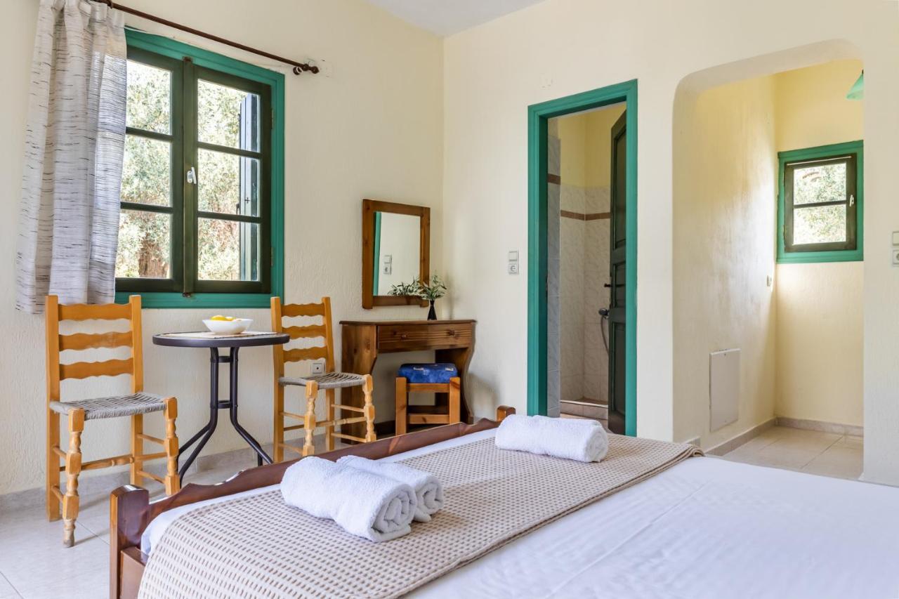 Skopelos Evergreen Apartments 斯塔菲罗斯 外观 照片