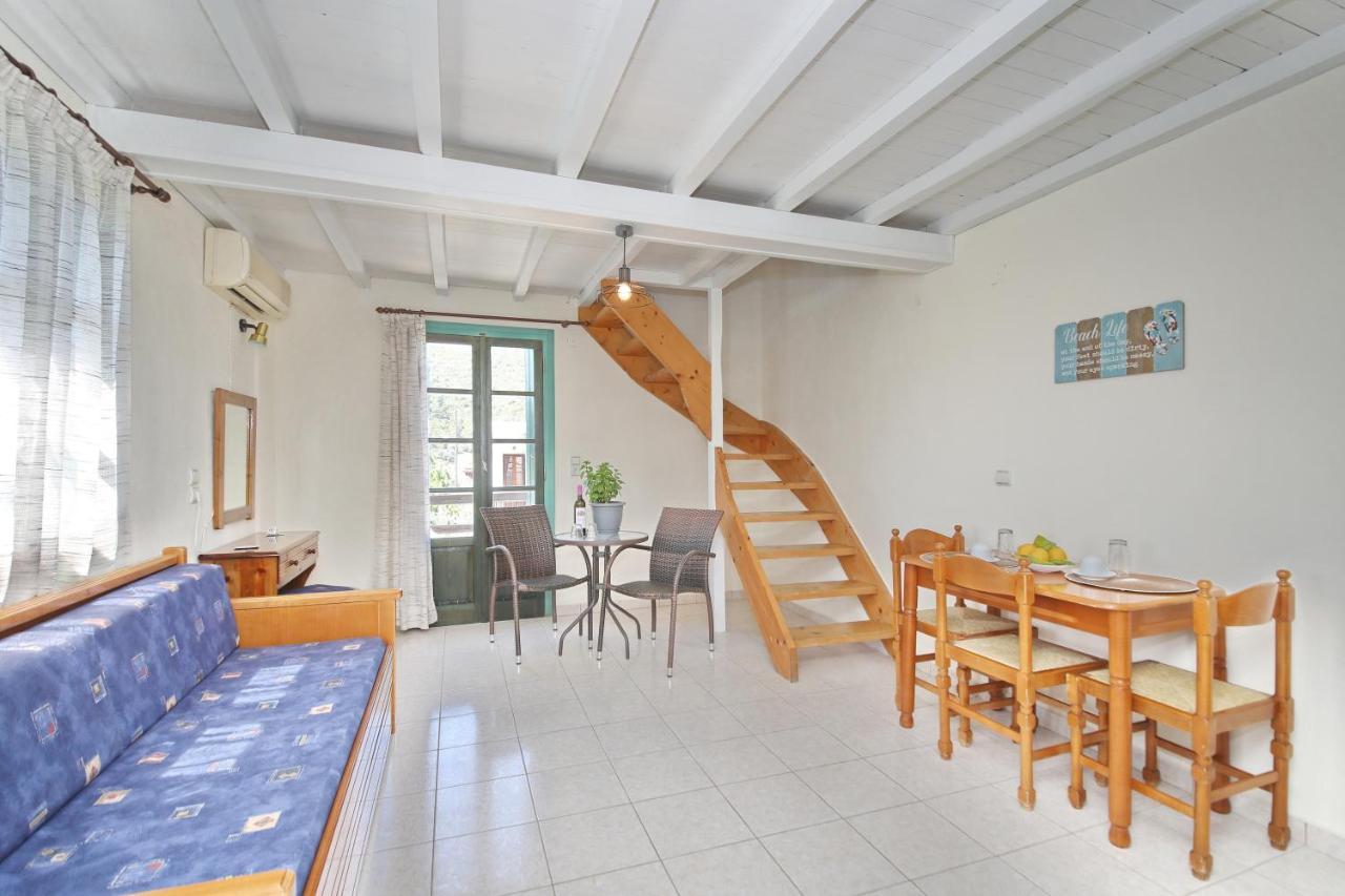 Skopelos Evergreen Apartments 斯塔菲罗斯 外观 照片